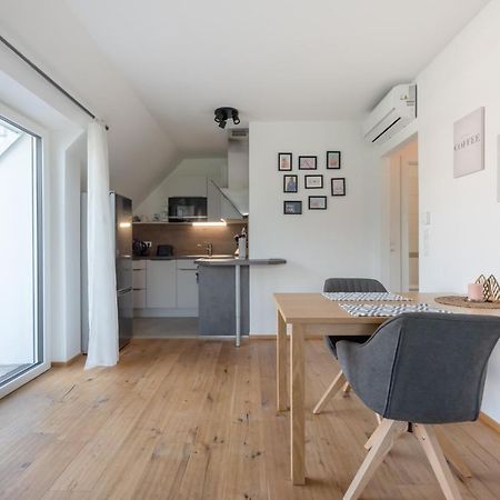 Gruene Ruhelage, 20 Minuten Ins Zentrum Und Parkgarage Viena Exterior foto
