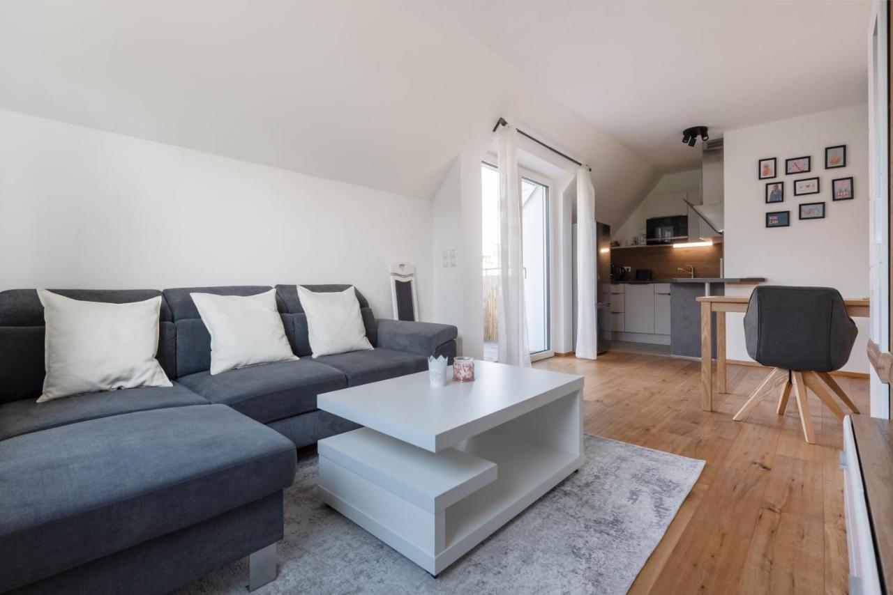 Gruene Ruhelage, 20 Minuten Ins Zentrum Und Parkgarage Viena Exterior foto
