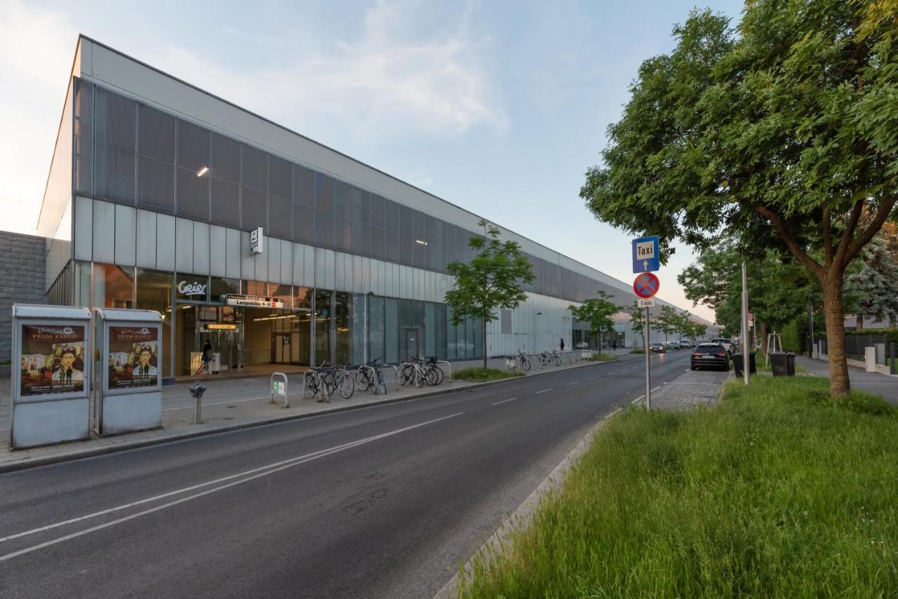 Gruene Ruhelage, 20 Minuten Ins Zentrum Und Parkgarage Apartamento Viena Exterior foto